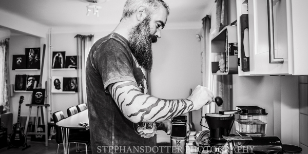 Bjorn Gelotte of in Flames  making coffee at home