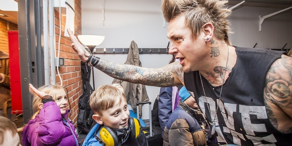 Papa Roach meet & greet 2015